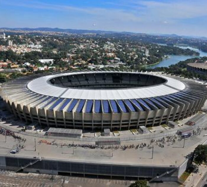 Vista do Estádio Mineirão, um dos marcos de Belo Horizonte. Vista do Estádio Mineirão, um dos marcos de Belo Horizonte.