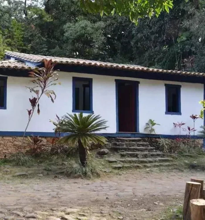 Casarão histórico localizado no Parque Municipal Gentil Diniz.