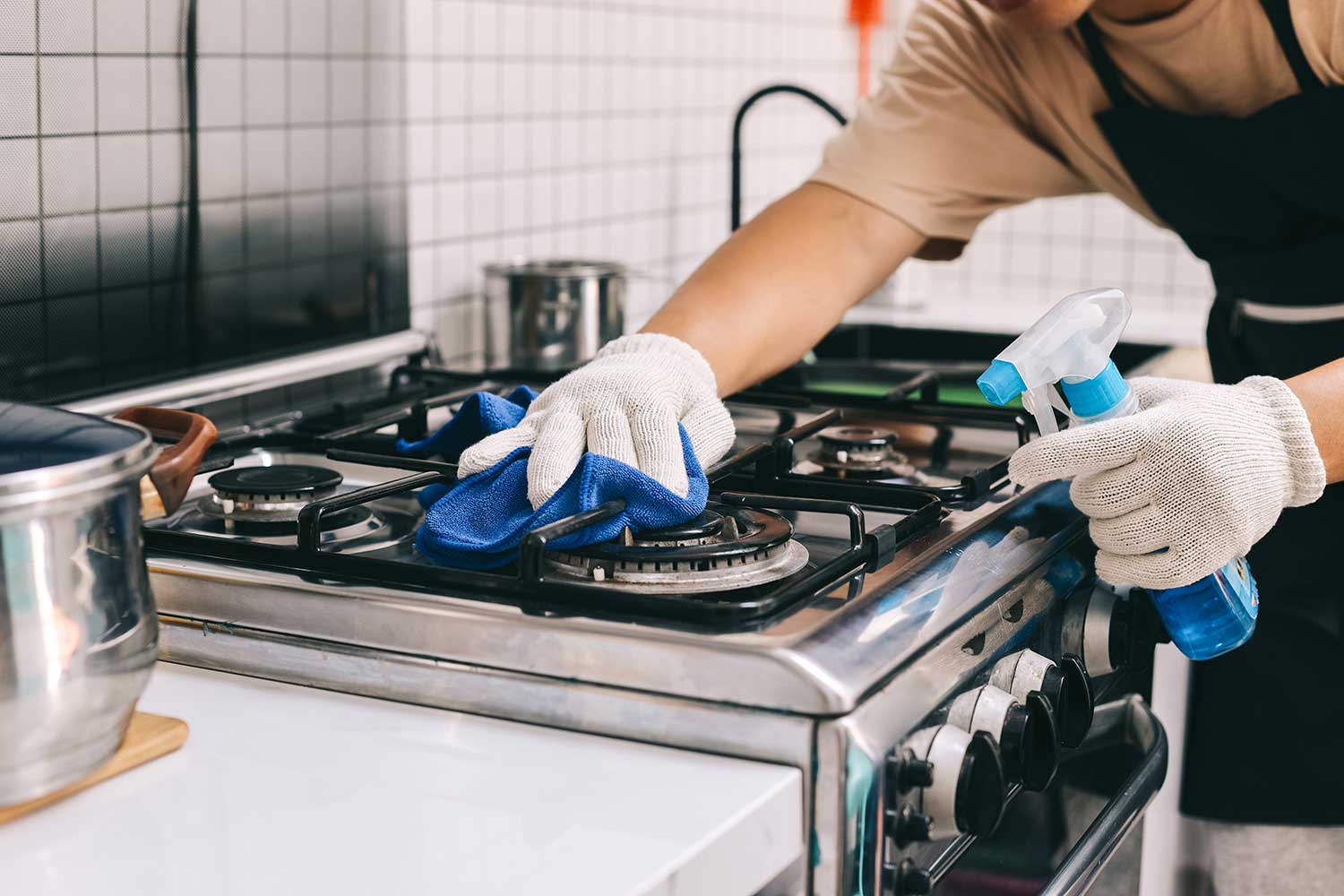 Segredos para uma limpeza completa da cozinha